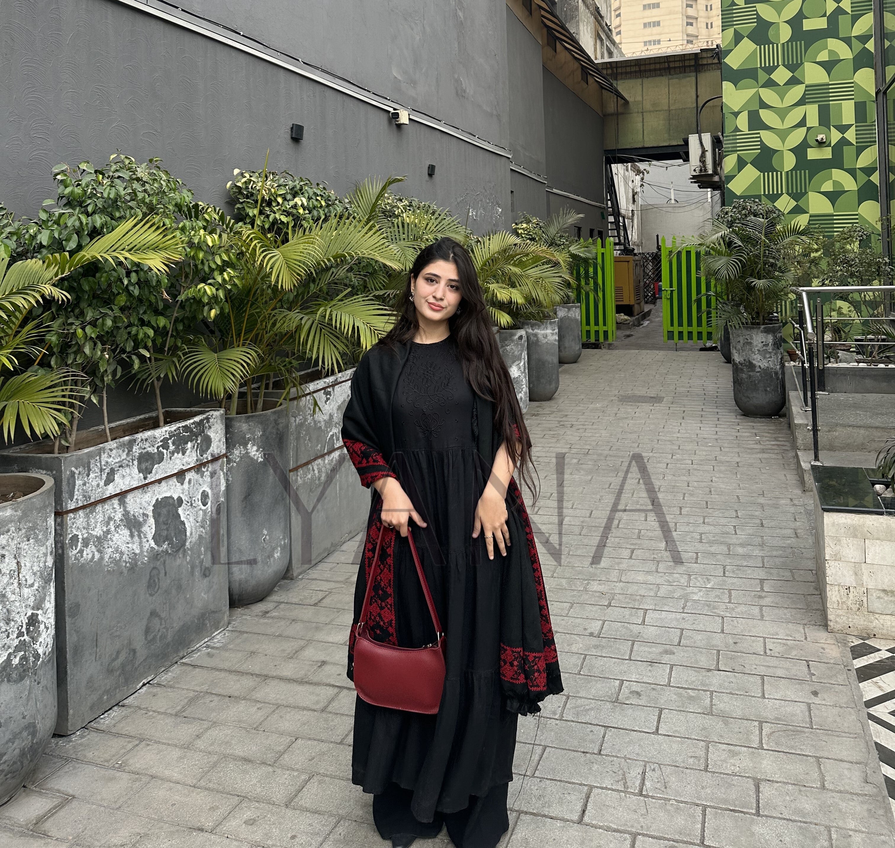 Lyana Rouge Black Bag