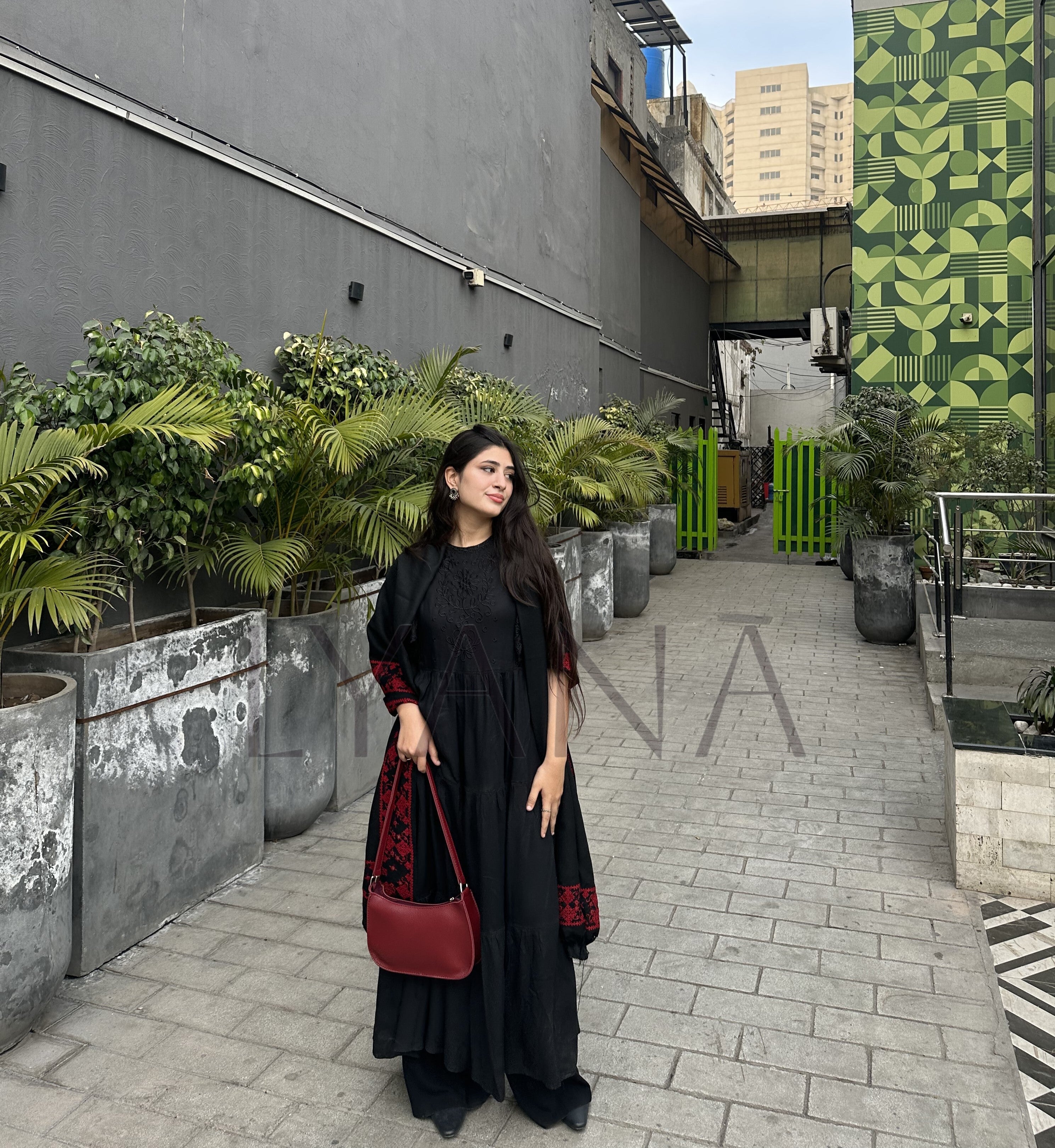 Lyana Rouge Black Bag