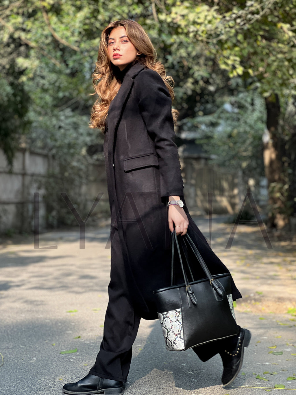 Lyana Venom Tote